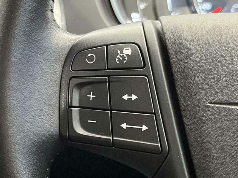V40