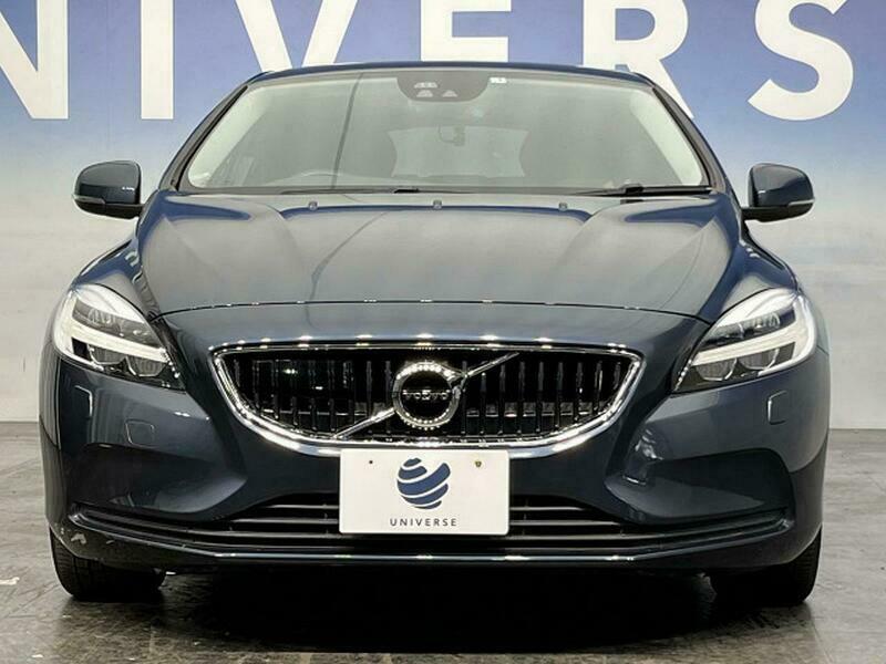 V40