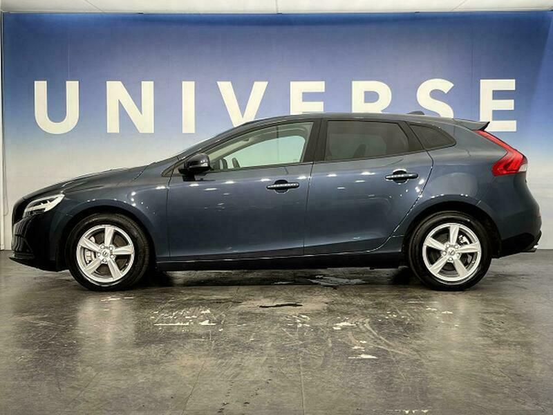 V40