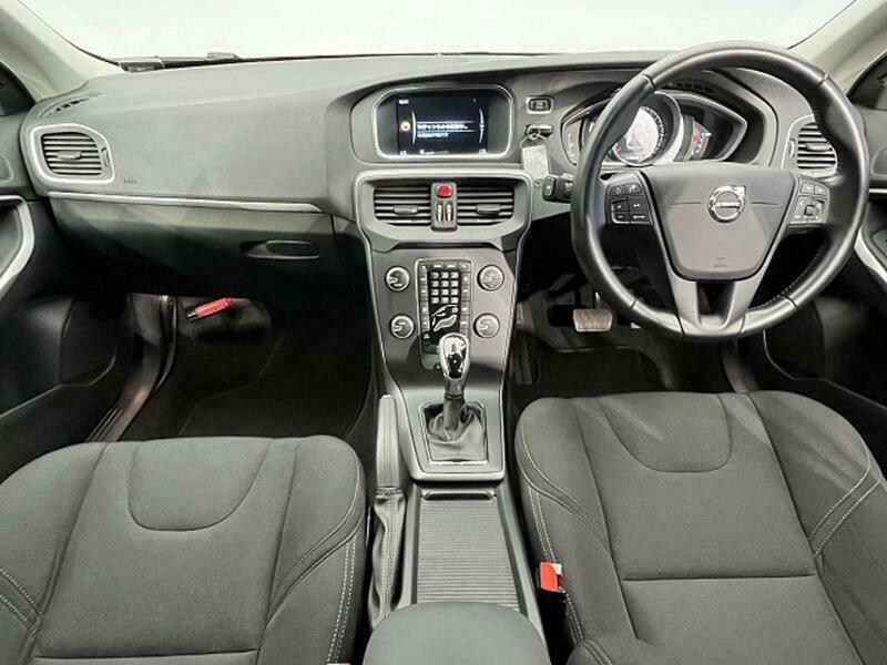 V40