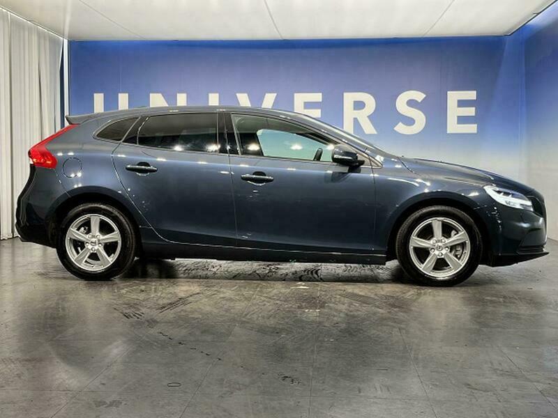 V40