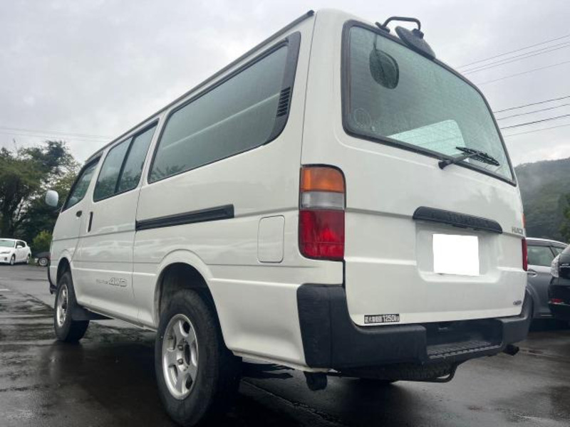 HIACE VAN