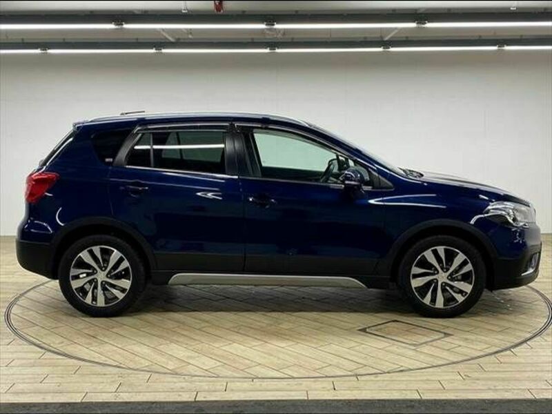 SX4 S-CROSS