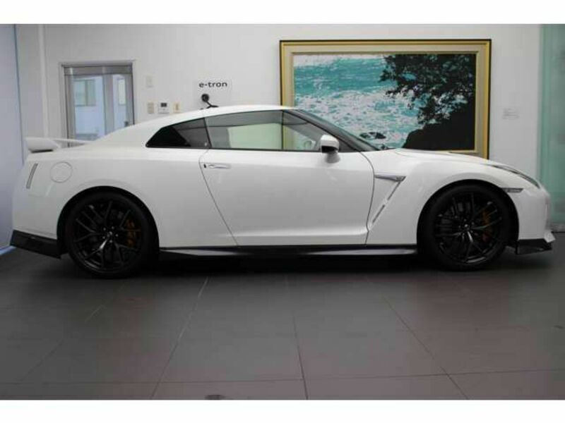 GT-R-4