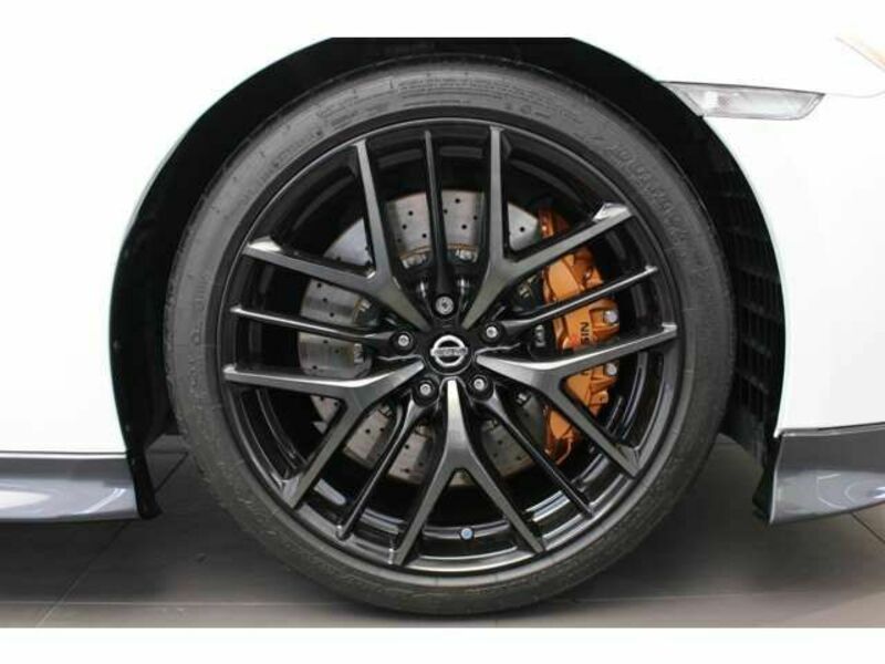 GT-R-9