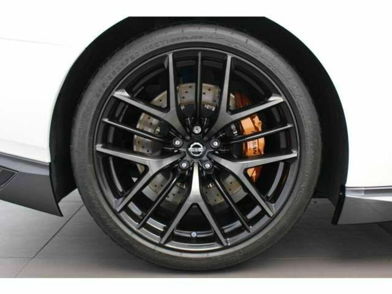 GT-R-10