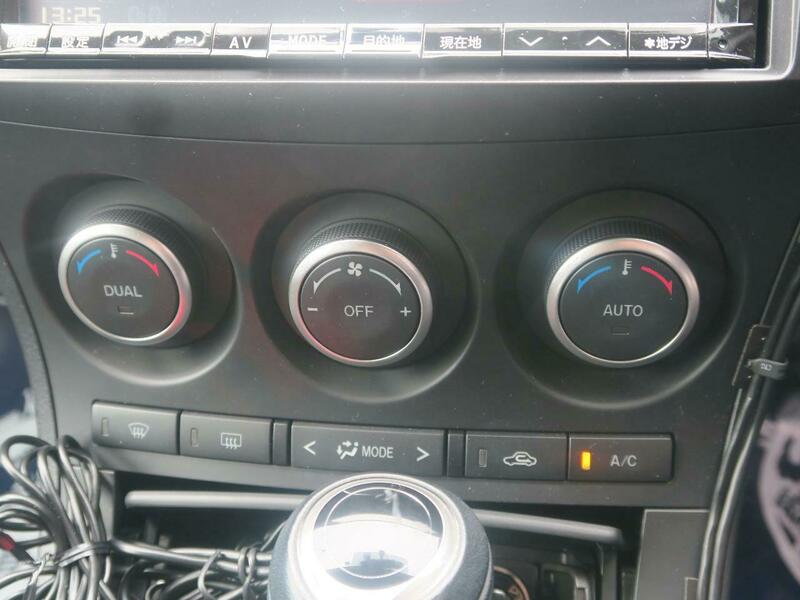 Axela Sport