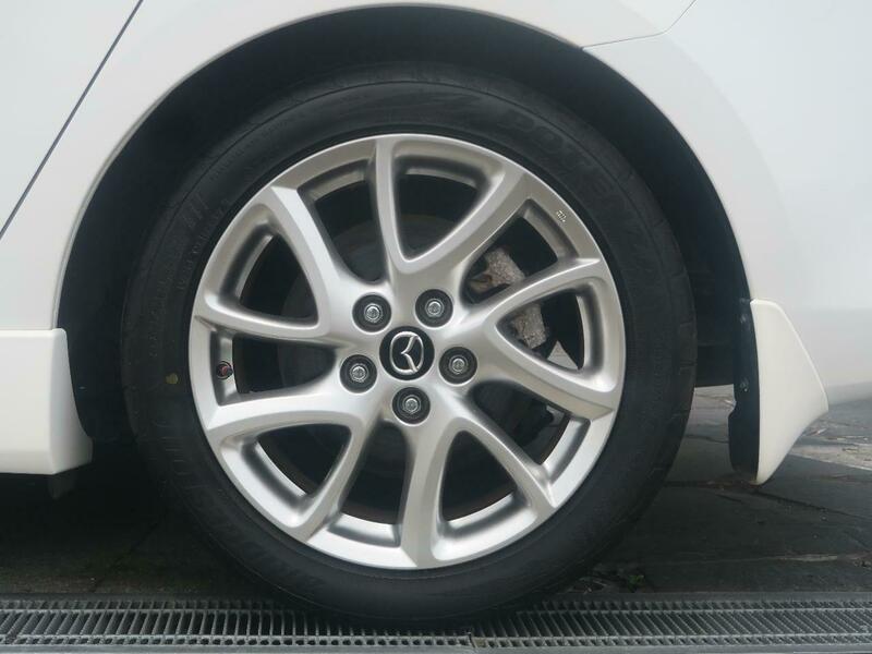 Axela Sport