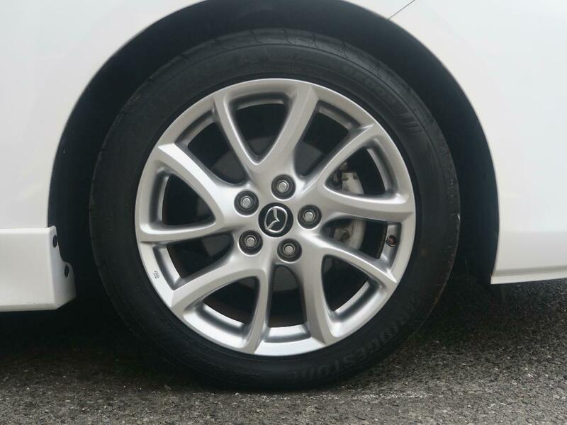 Axela Sport