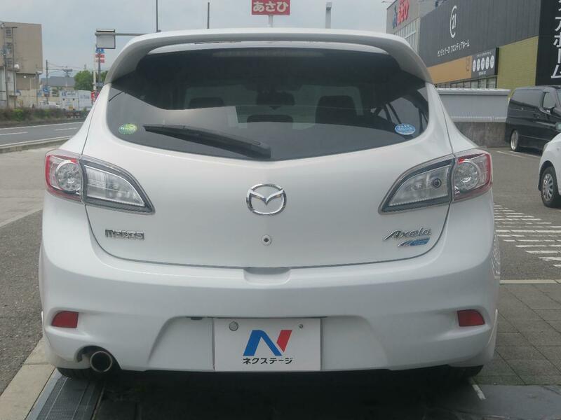 Axela Sport