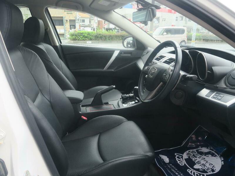 Axela Sport