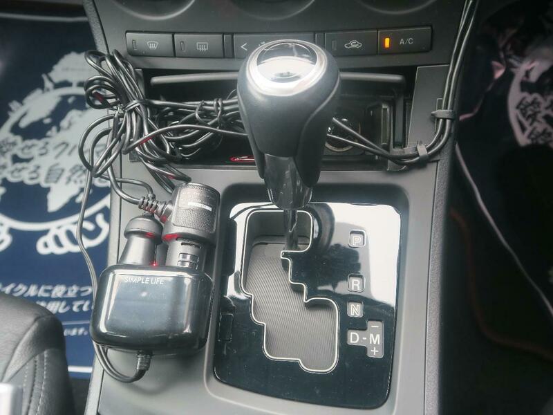 Axela Sport