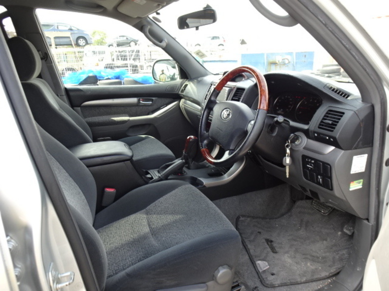 LAND CRUISER PRADO