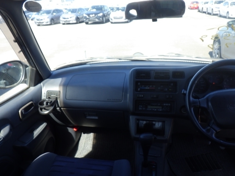 RAV4 J