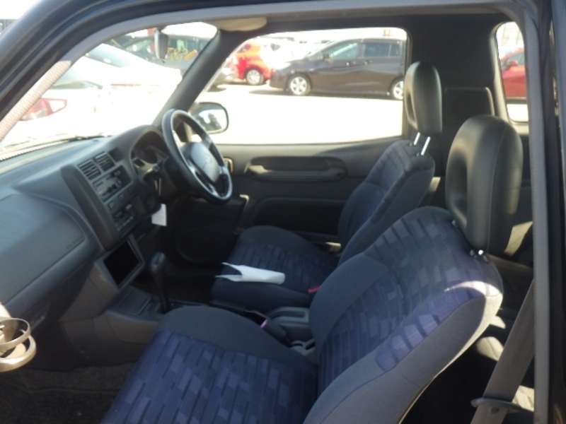 RAV4 J