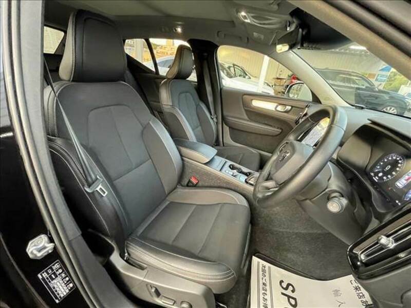 XC40