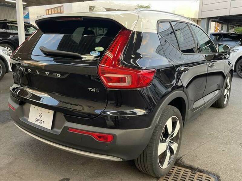 XC40