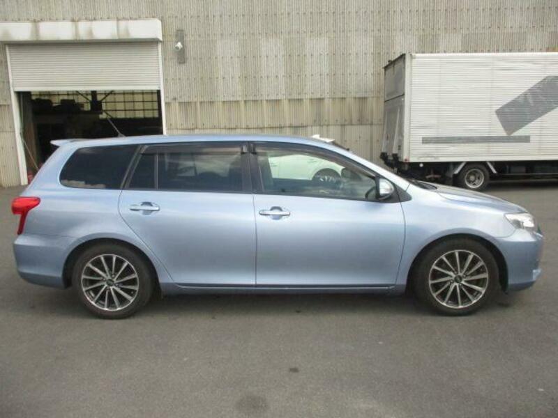 COROLLA FIELDER