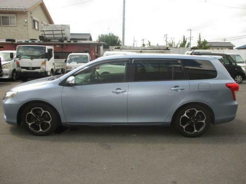 COROLLA FIELDER
