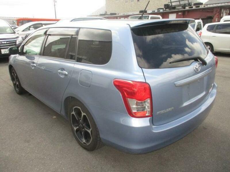 COROLLA FIELDER