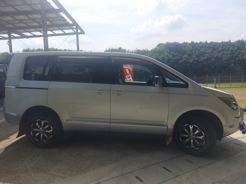 DELICA D5