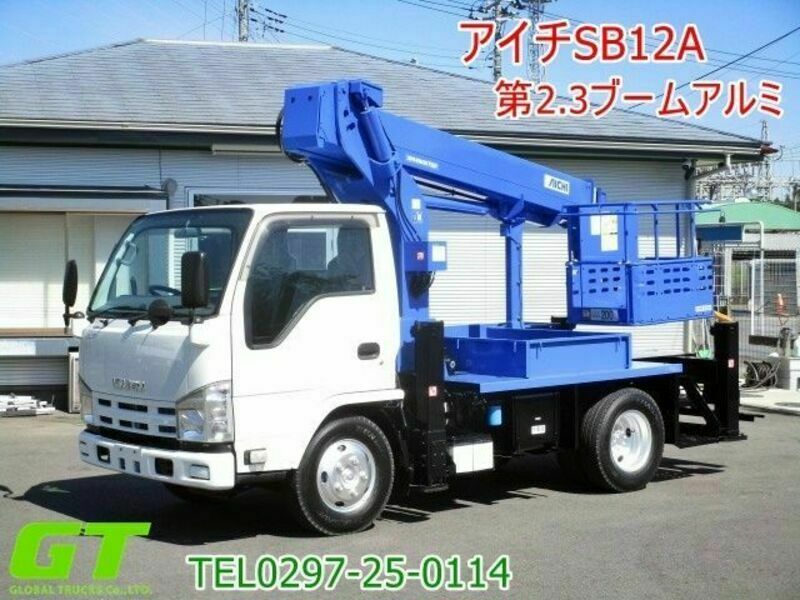 ISUZU　ELF