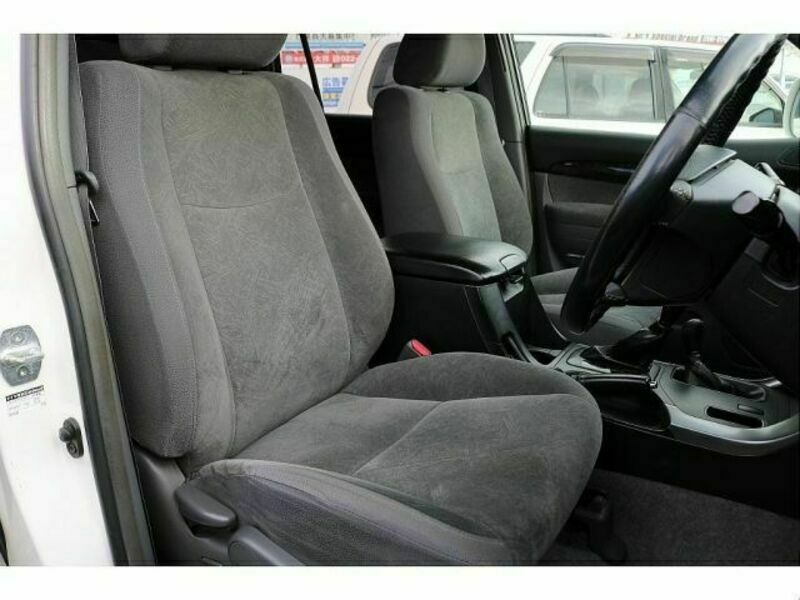 LAND CRUISER PRADO-6