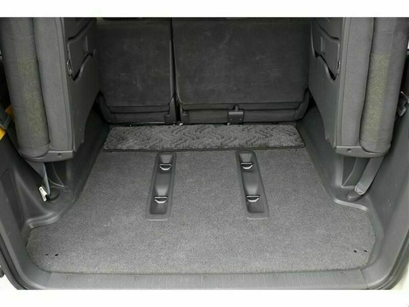 LAND CRUISER PRADO-10