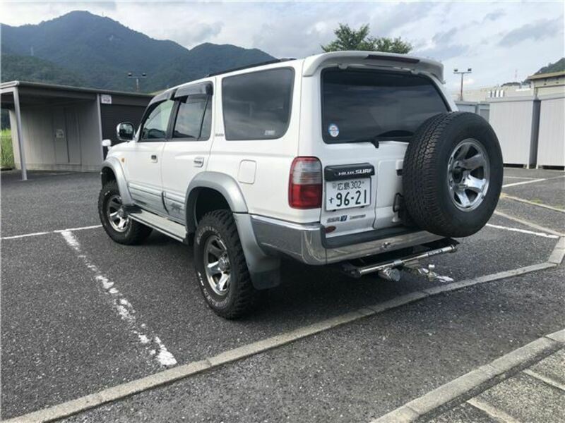 HILUX SURF