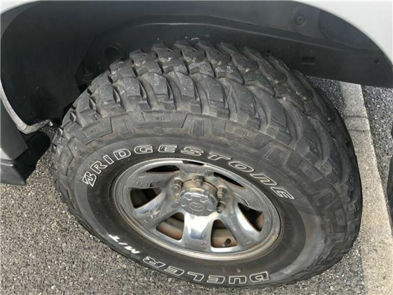 HILUX SURF