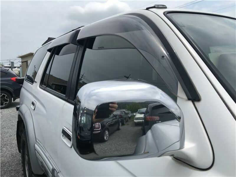 HILUX SURF