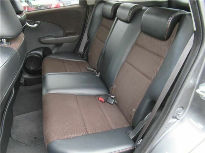 FIT SHUTTLE