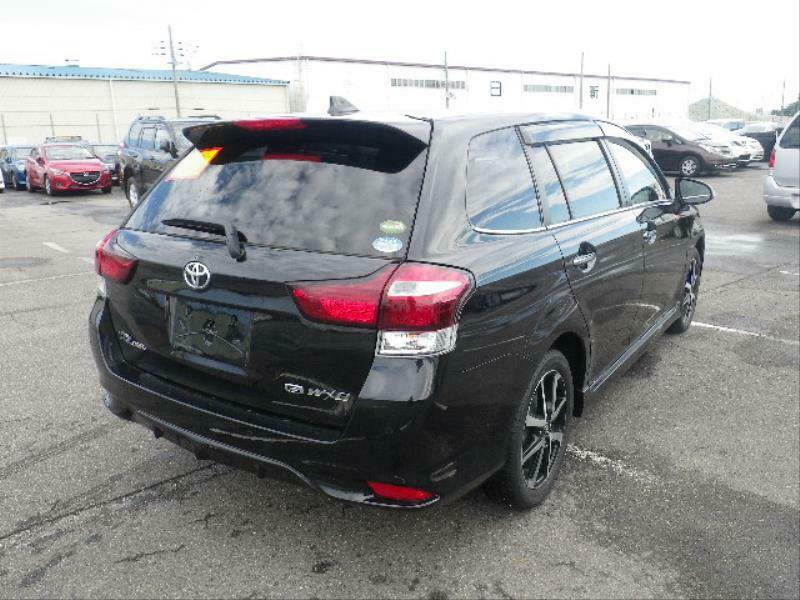 COROLLA FIELDER