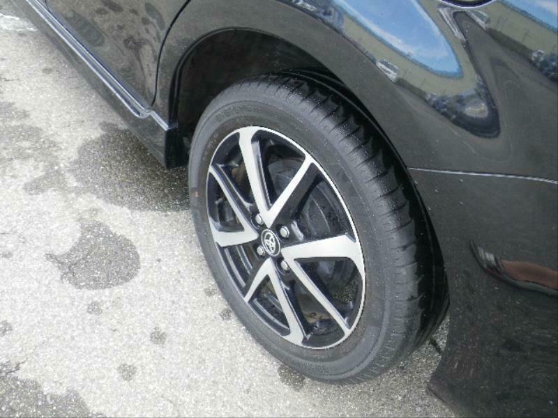 COROLLA FIELDER