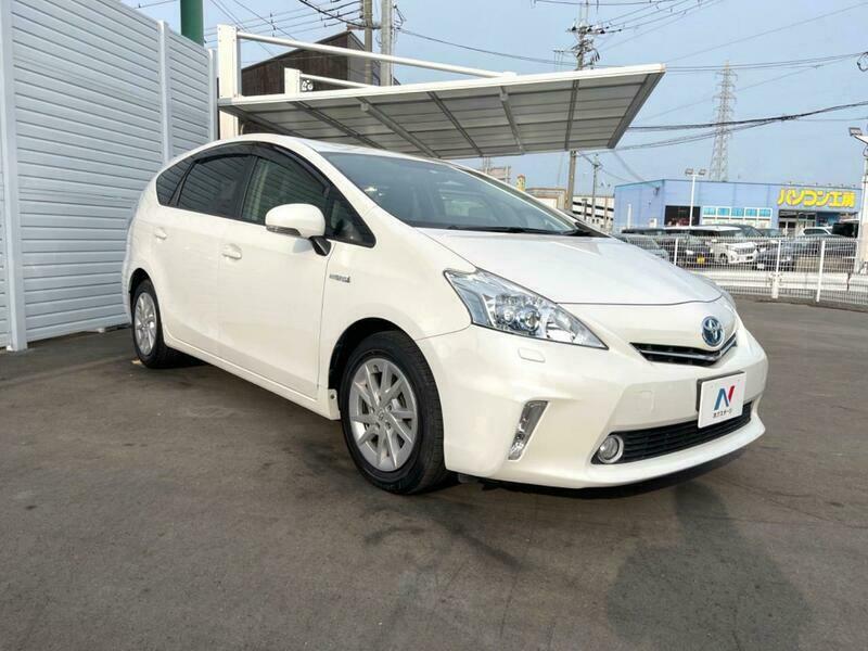 PRIUS ALPHA