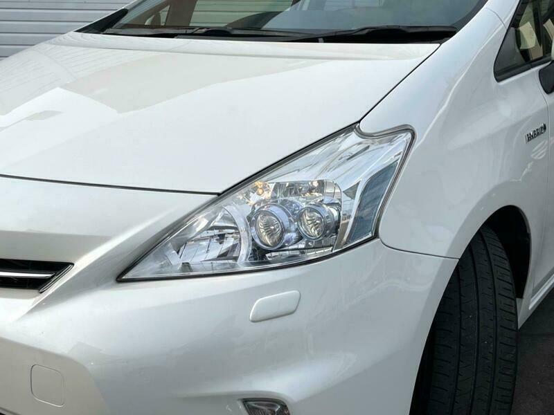 PRIUS ALPHA