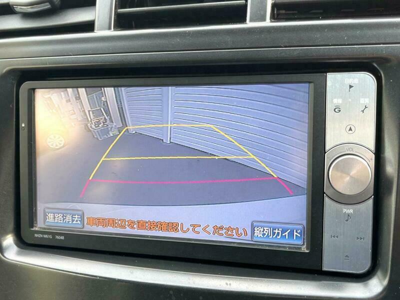 PRIUS ALPHA