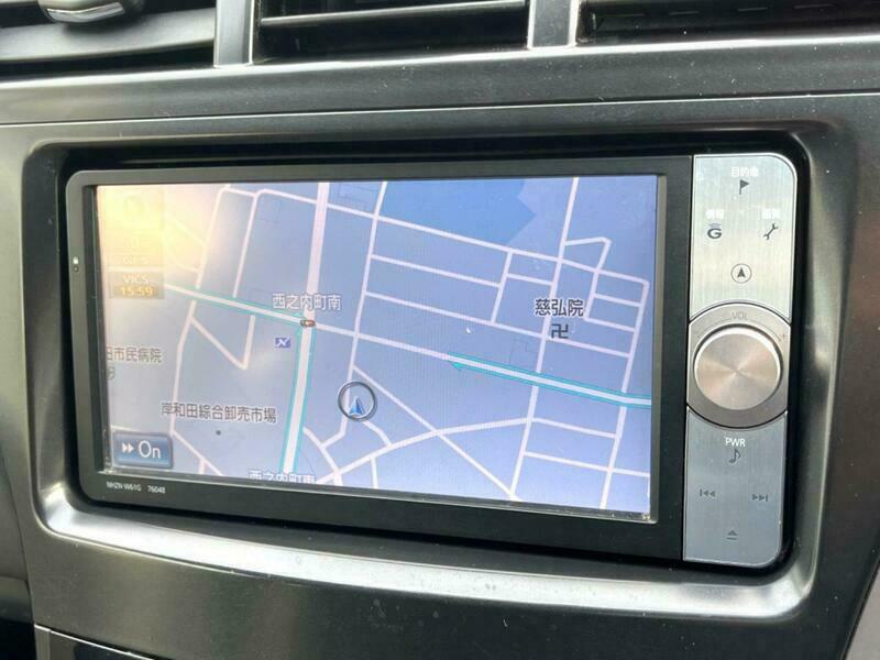 PRIUS ALPHA