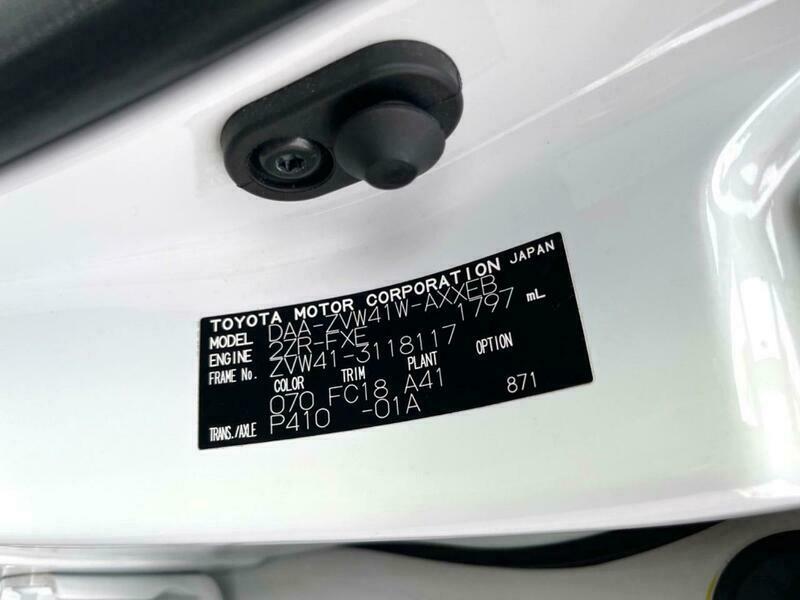 PRIUS ALPHA