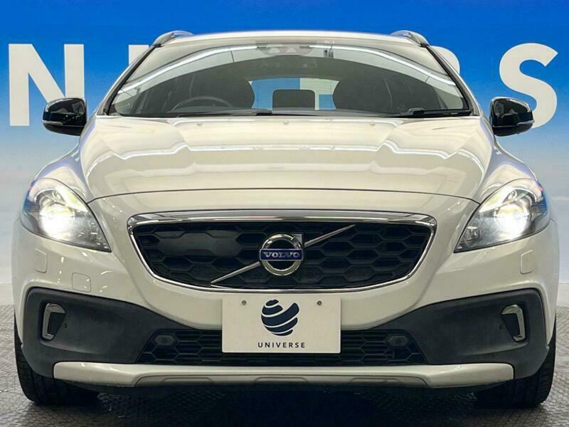 V40