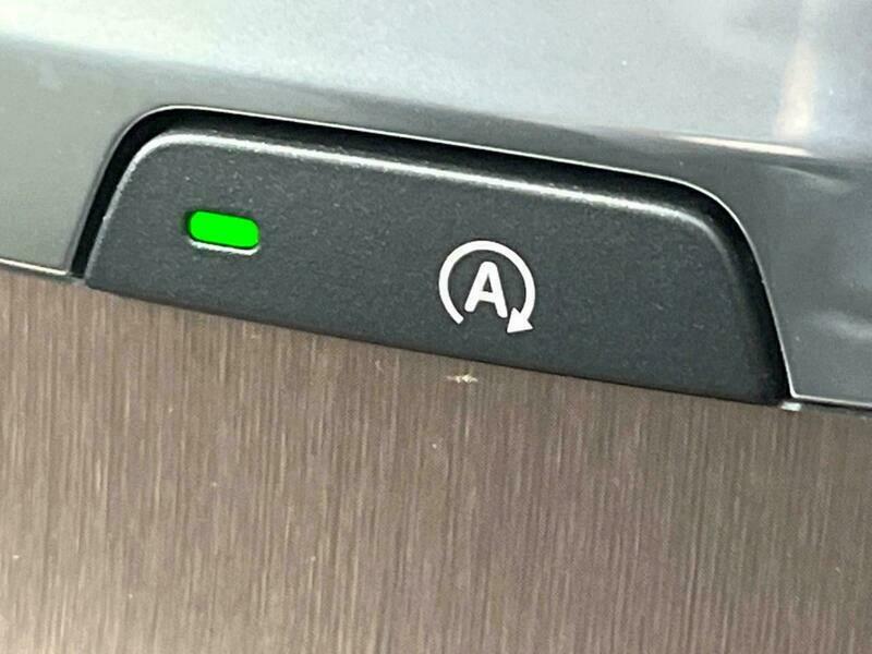 V40