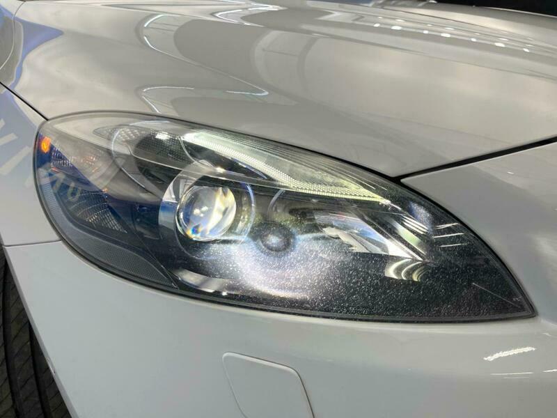 V40