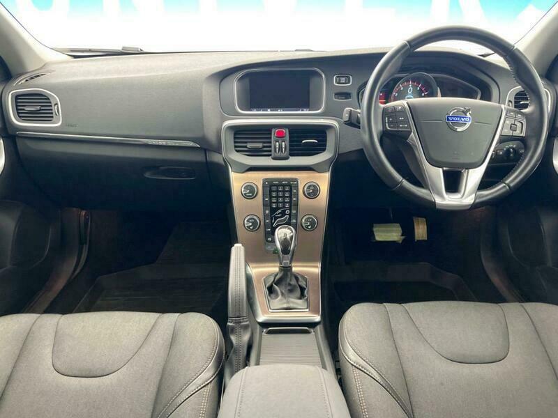 V40