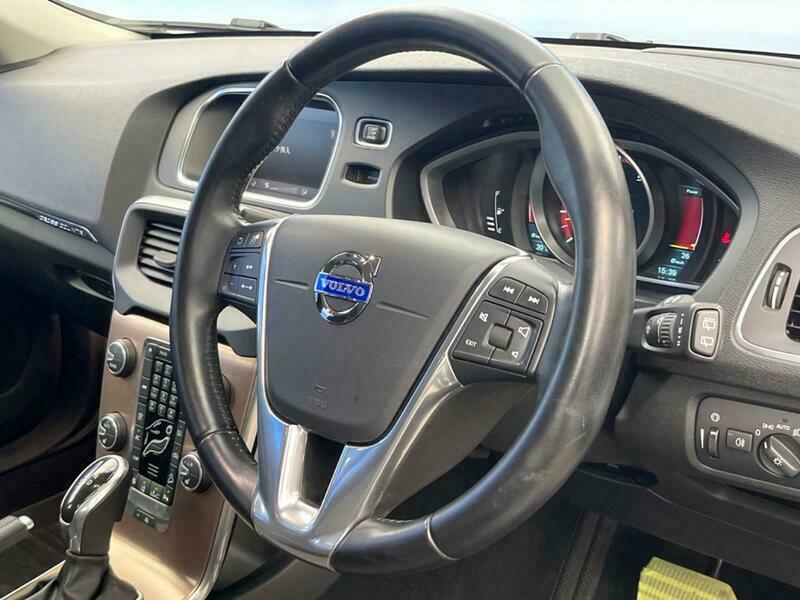 V40