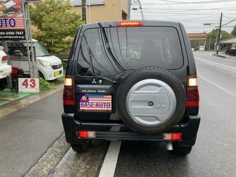 PAJERO MINI-17