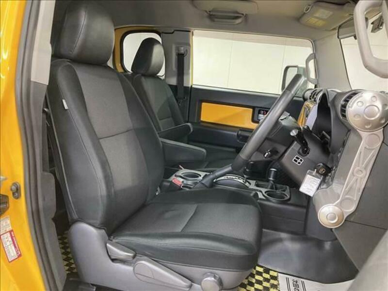 FJ CRUISER