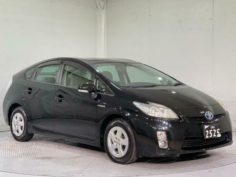 PRIUS-13