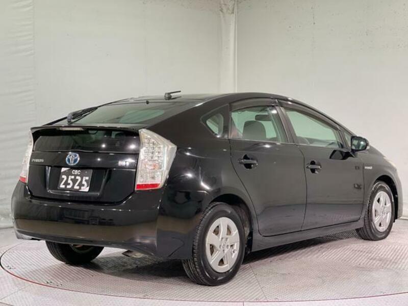 PRIUS-14