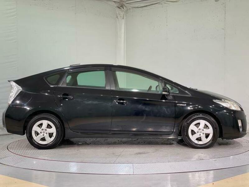 PRIUS-15