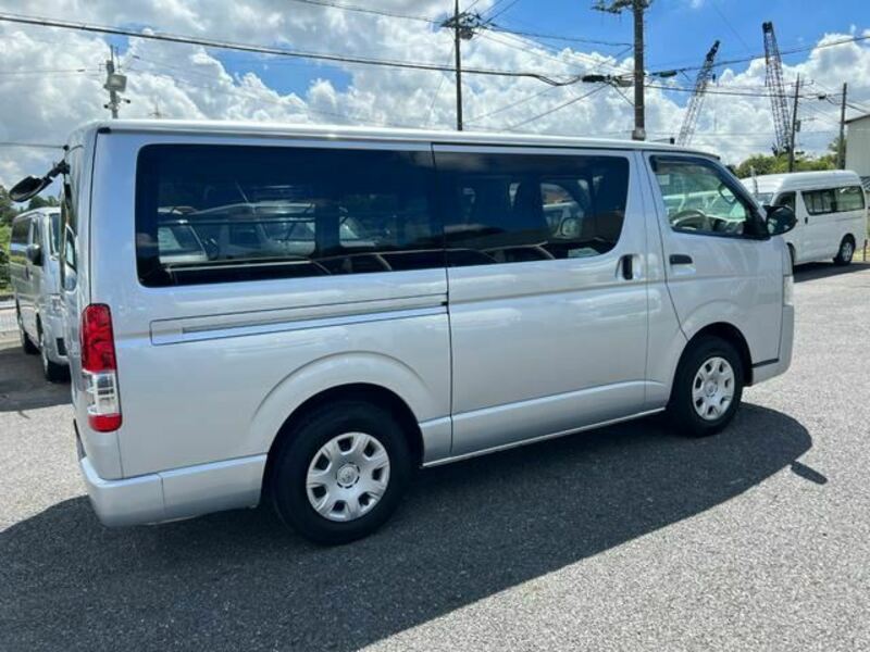 HIACE VAN-7